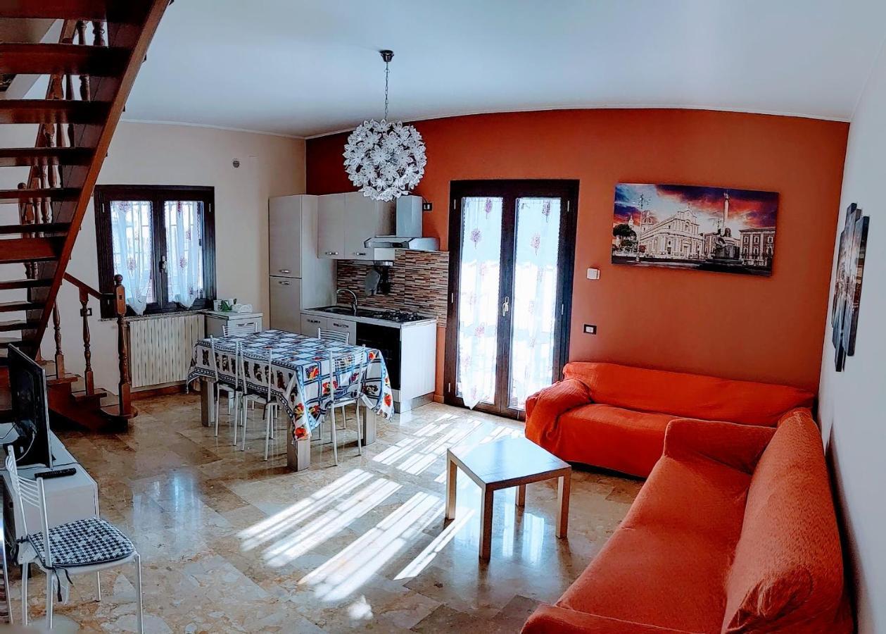 Casa Vacanze Volpe Dell'Etna Nicolosi Exteriér fotografie